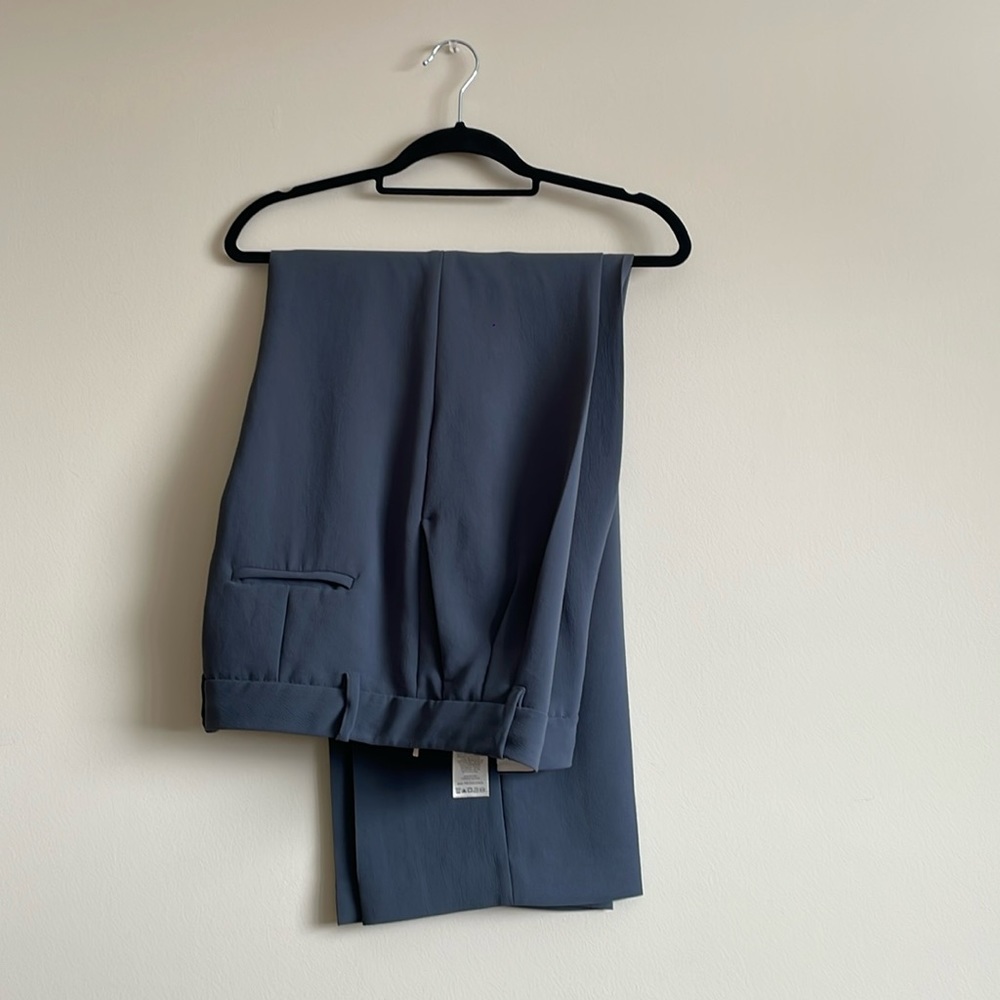 Wilfred. Size 10. Dress-pants